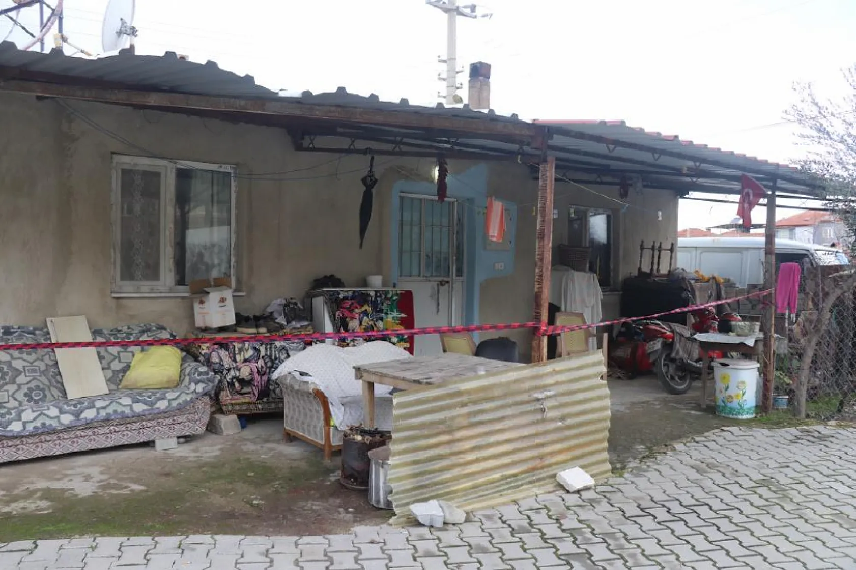 Anne-babasını darp eden adamı öldürmek için 8 yıl plan yaptı, 3 saniyelik görüntüden yakalandı