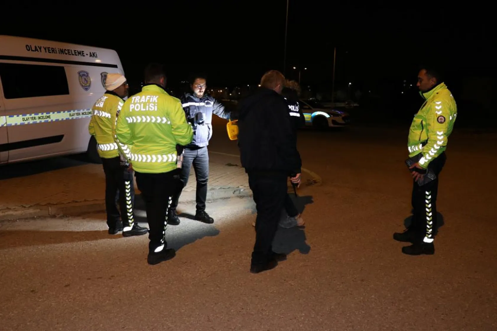 Motosiklet Kazasında Genç Sürücü Kafasını Kaldırıma Vurarak Ağır Yaralandı