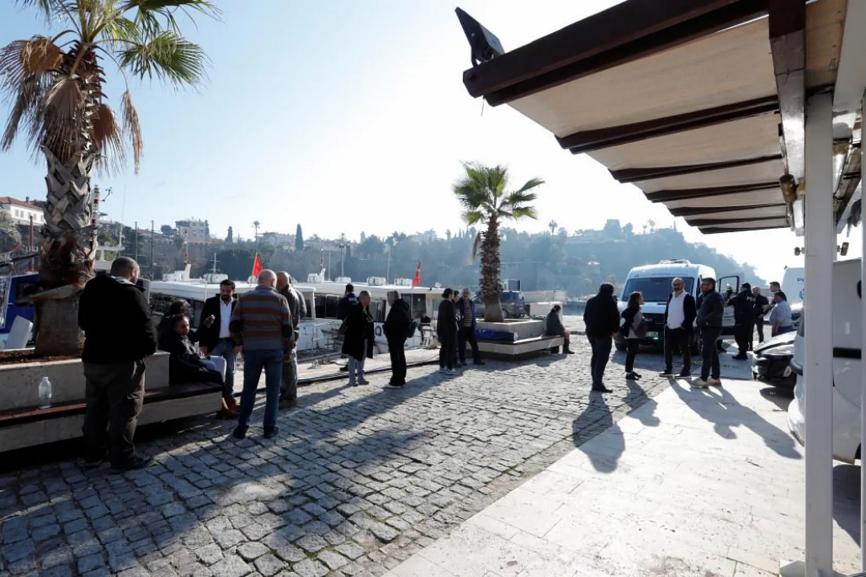Antalya'da bir gencin cansız bedeni bulundu, acılı anne '18'e bunun için mi girdi' diyerek gözyaşlarına boğuldu