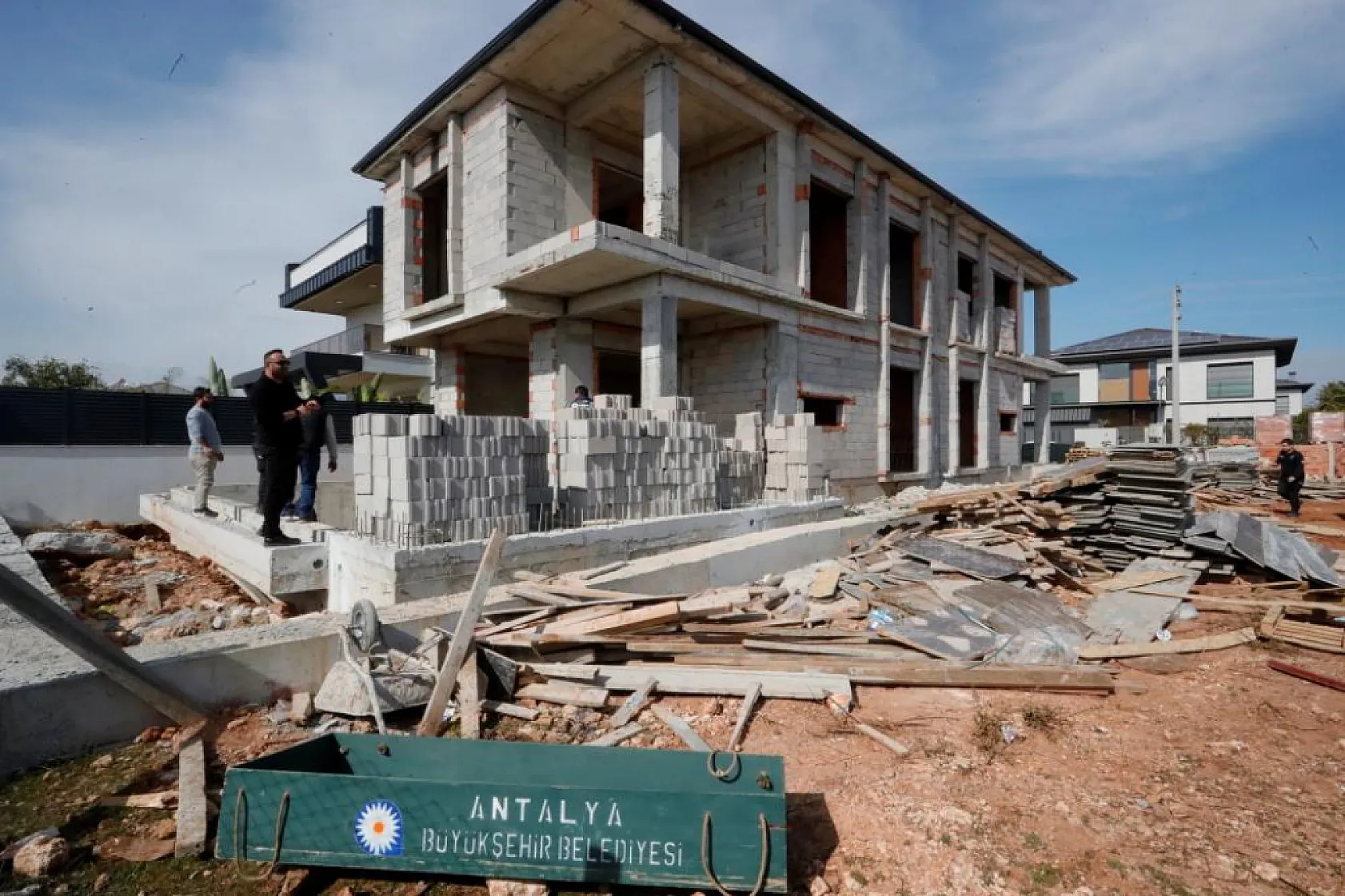 İnşaatta korkunç kaza: Çatıdan düşen usta hayatını kaybetti