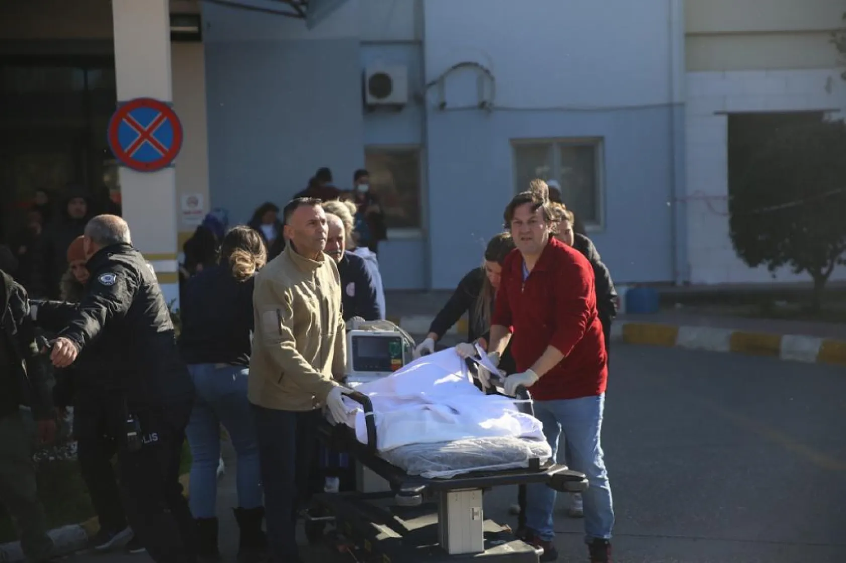 Fethiye'de feci olay! Araç yangınında 5 yaşındaki çocuk ağır yaralandı