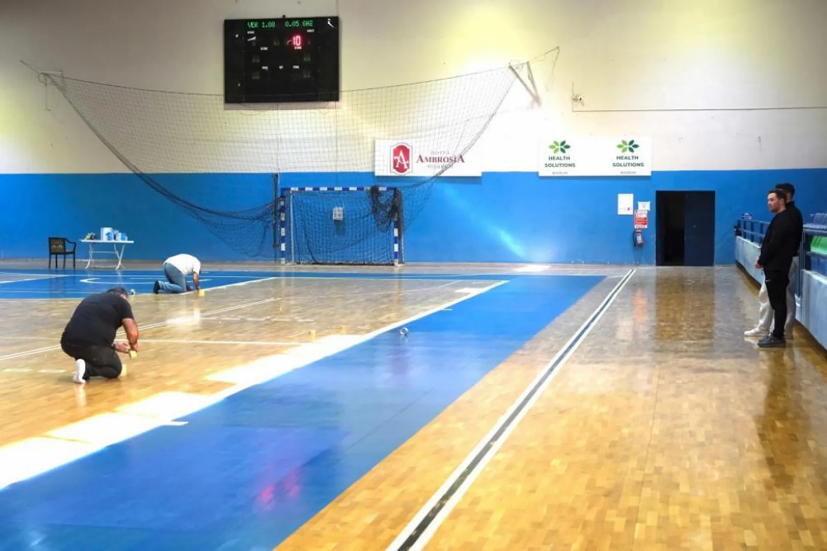 Bodrum'da Binnaz Karakaya Spor Salonu'nda büyük yenileme