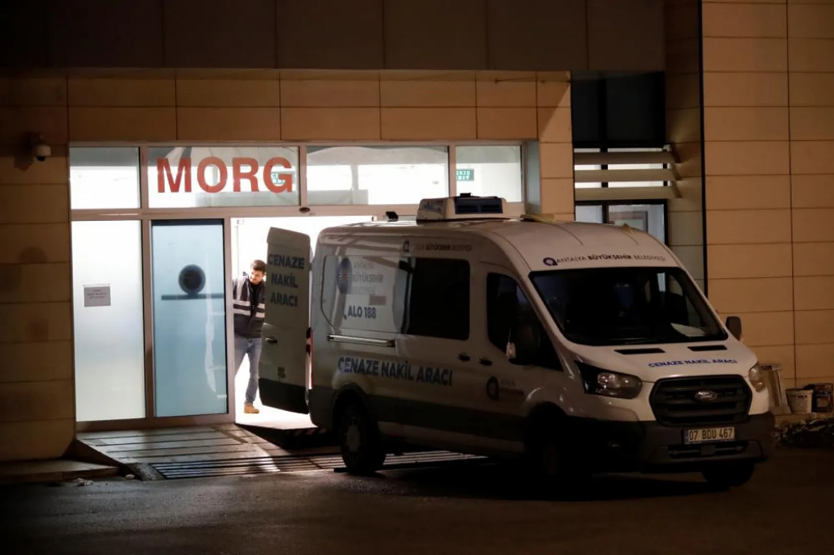 'Yok' cevabını kabul etmeyen 4 kişi genç Paramediği hayattan kopardı