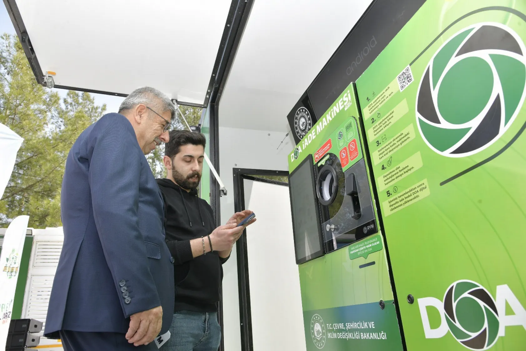 Çevre Tırı MSKÜ'de öğrencilerle buluştu