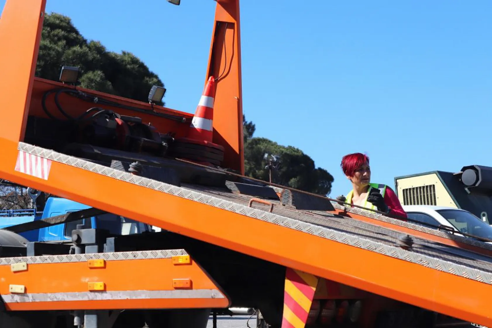 İzmir'in tek kadın kurtarıcı şoförü! Hikayesi ilham veriyor