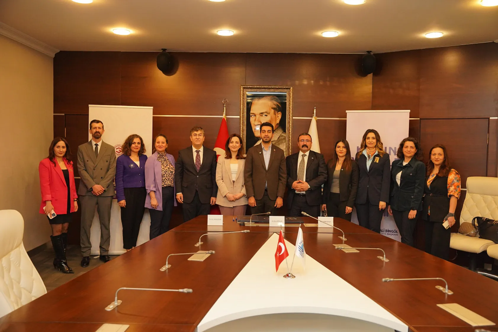 Erkek egemen ağır sanayi sektörüne kadın eli değecek