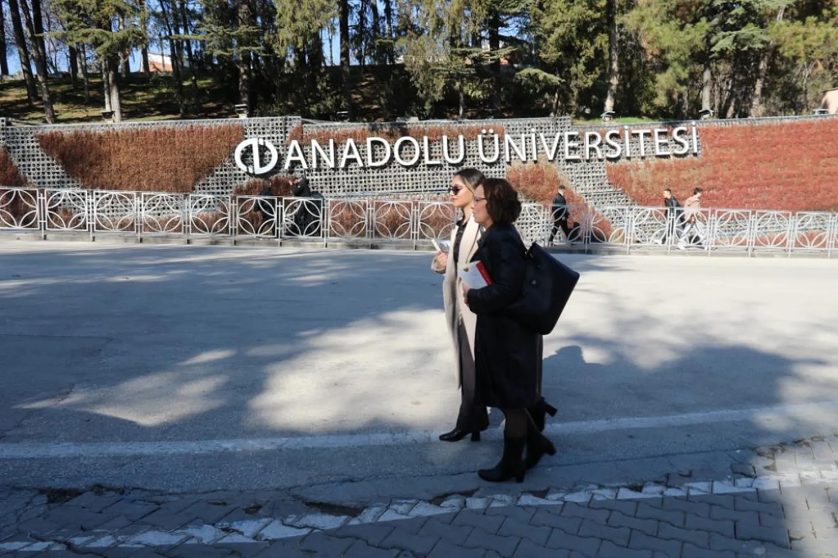40 yıl sonra anne ve kızı üniversitede birlikte okuyor! İşte o hayalin gerçekleştiği an