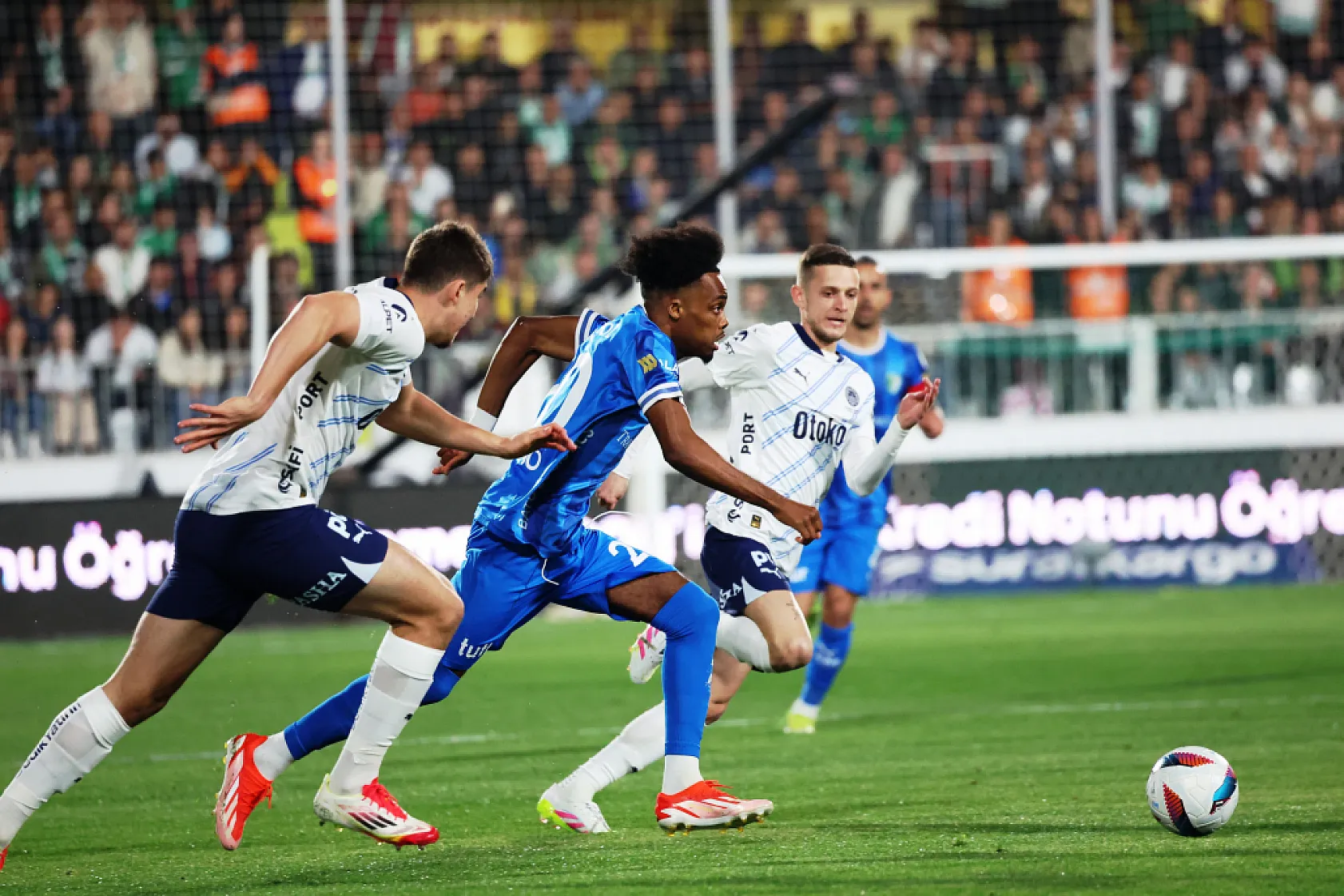 Trendyol Süper Lig: Bodrum FK: 2 - Fenerbahçe: 4 (Maç sonucu)