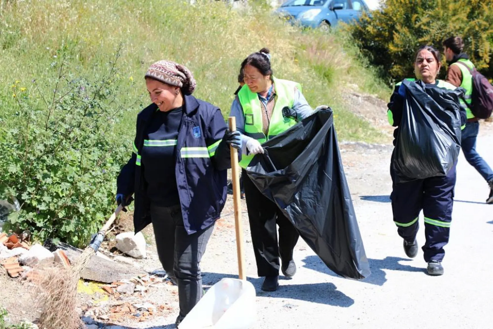 Bodrum'da yaz temizliği başladı! Gümbet'te 2 bin 250 kilogram atık toplandı