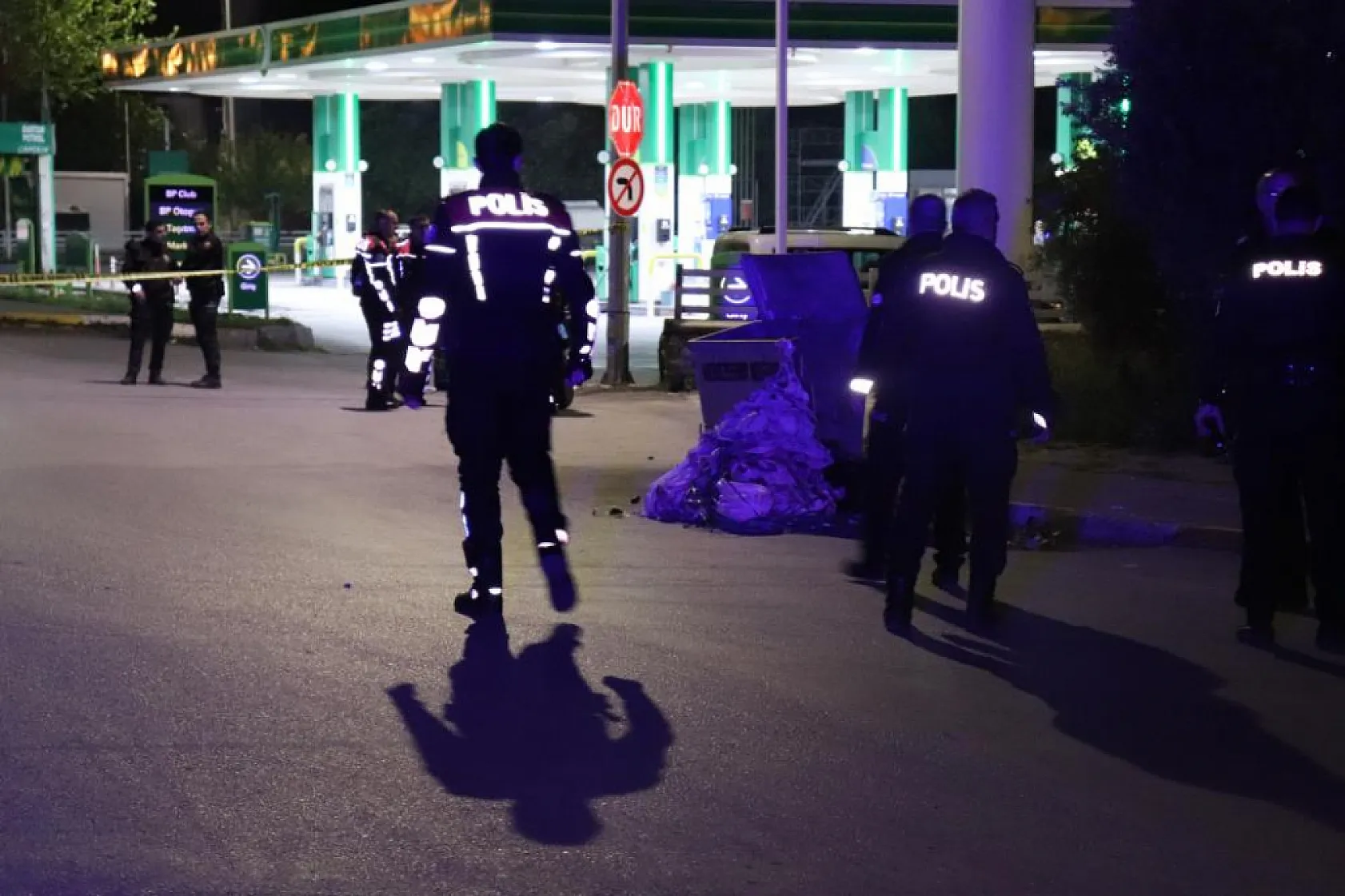 Vicdansızlığın böylesi: Yeni doğmuş bebek, poşet içerisinde çöp konteynerine atılmış halde bulundu