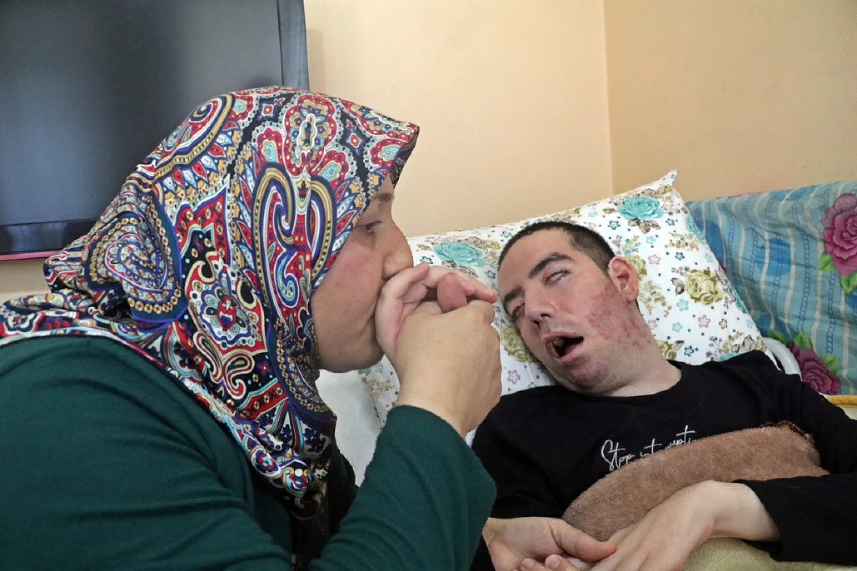 13 yıl boyunca gözleri hep açık, sesi kısık kaldı: Halil artık dans etmeyecek