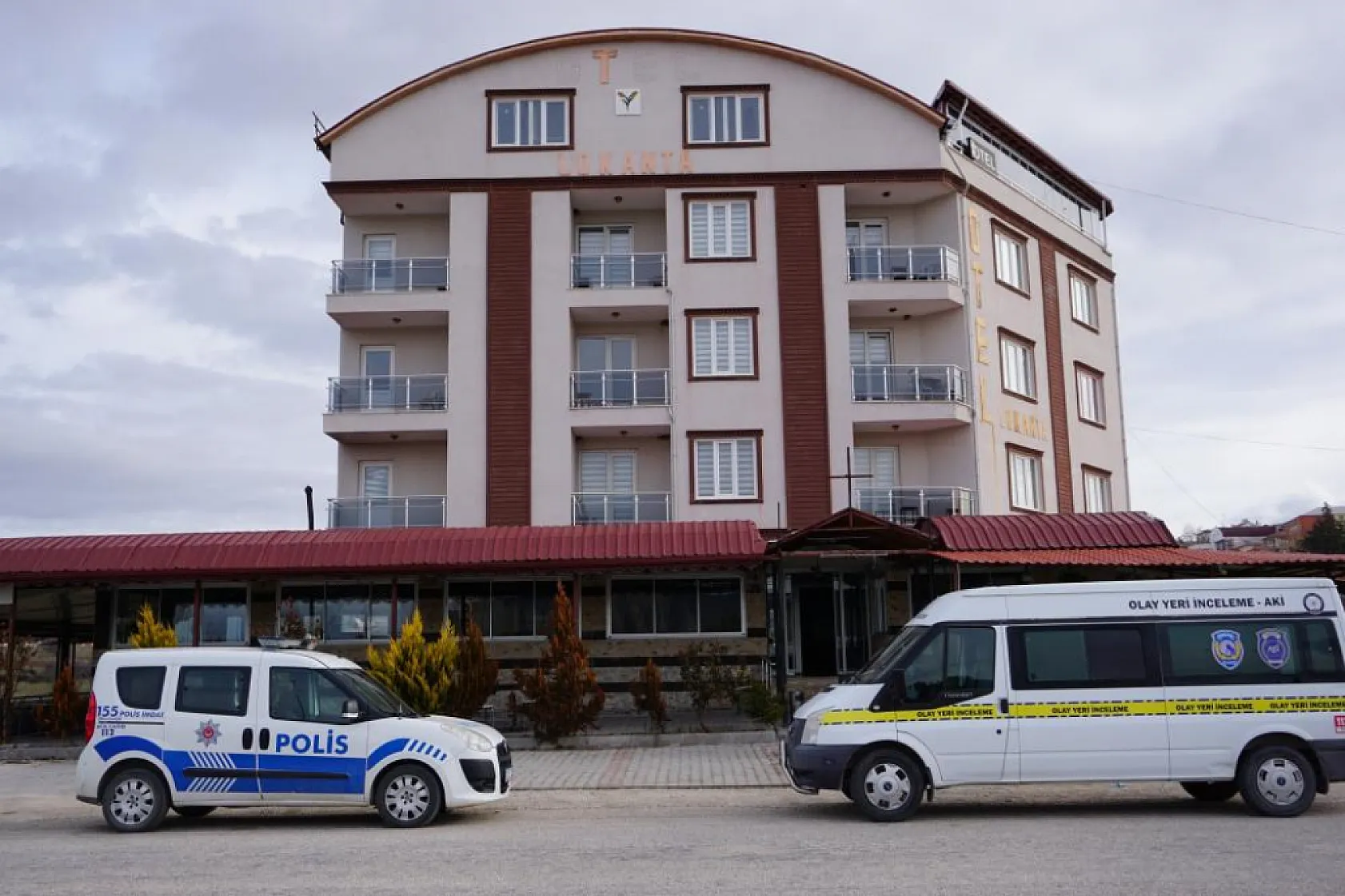 Özlem Şımarık cinayetinde gergin duruşma: Sanıklar birbirine girdi