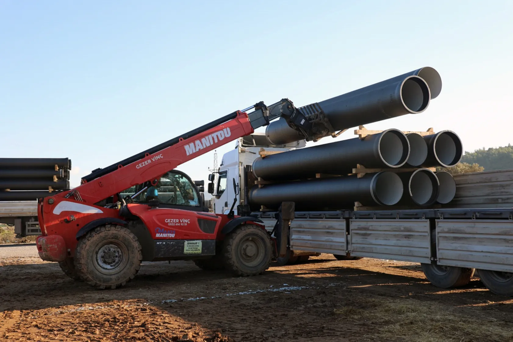 Bodrum'da sürekli patlayan su isale hatları değişiyor