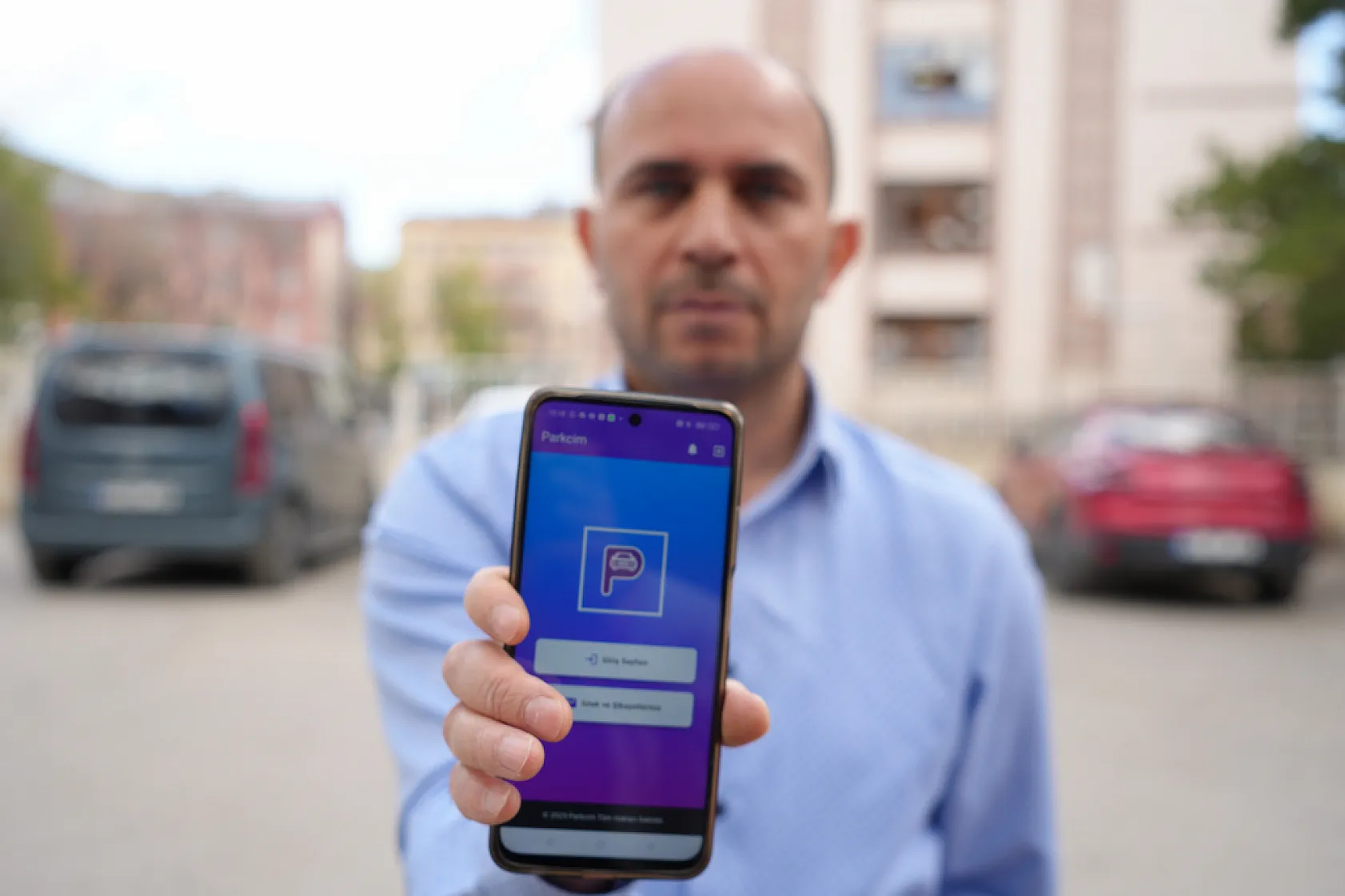 Yanan araçtan etkilendi teknolojik çözüm üretti: Araç sahipleri bu uygulamayla uyarılabilecek