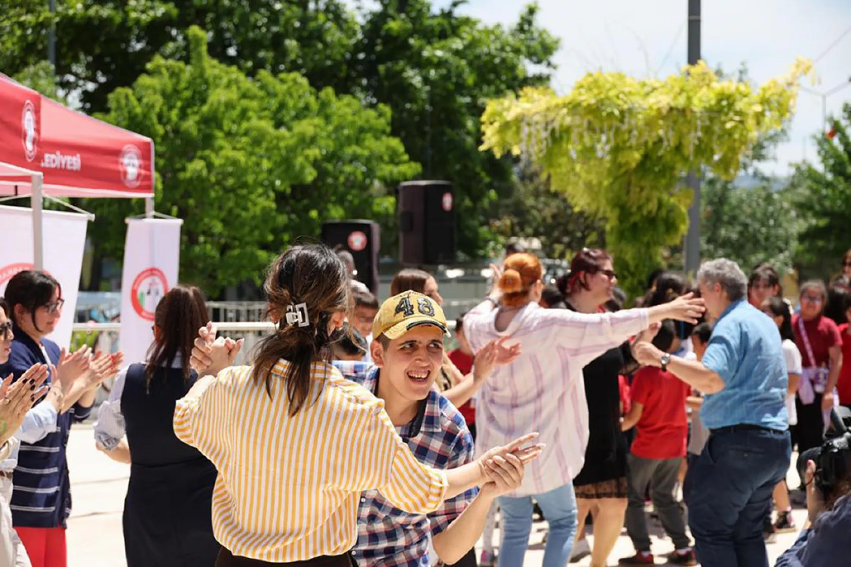 Menteşe'de 'Aynı Güneşin Altında' buluştular