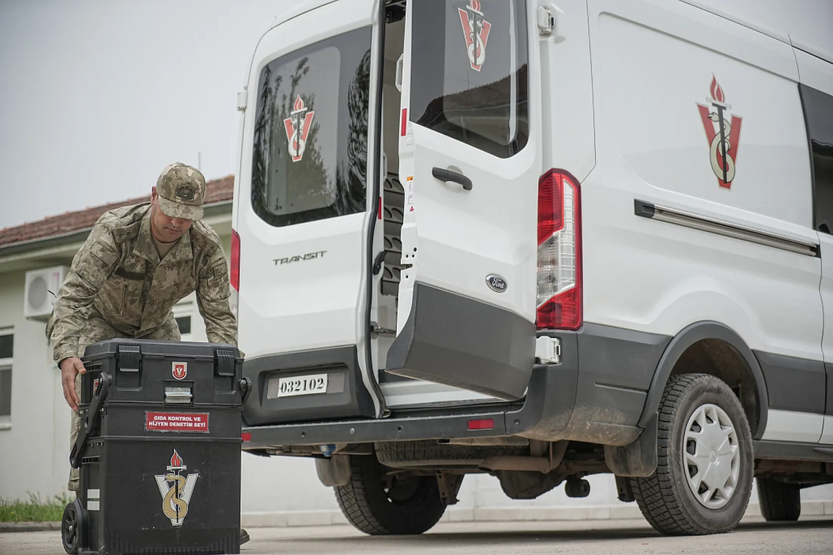 Mehmetçiğin içtiği sütten, yediği konserveye kadar hepsi bu laboratuvardan geçiyor