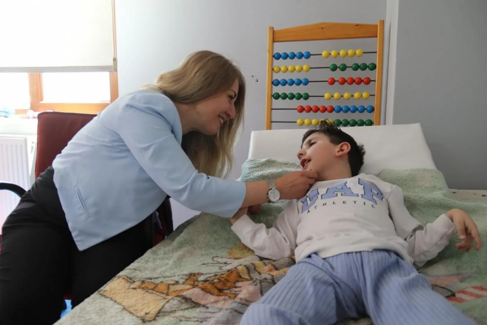 Doktorlar bile şaşkın! Türkiye'de ender görülen vaka: Emir'in umut hikayesi