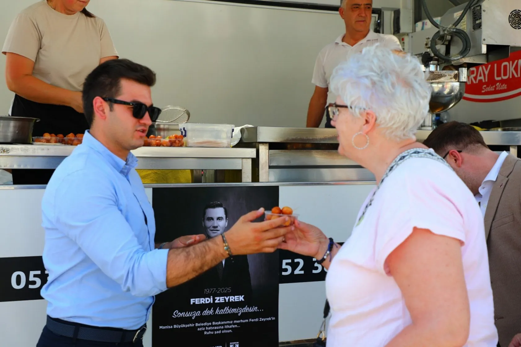 Bodrum'da Ferdi Zeyrek için lokma hayrı