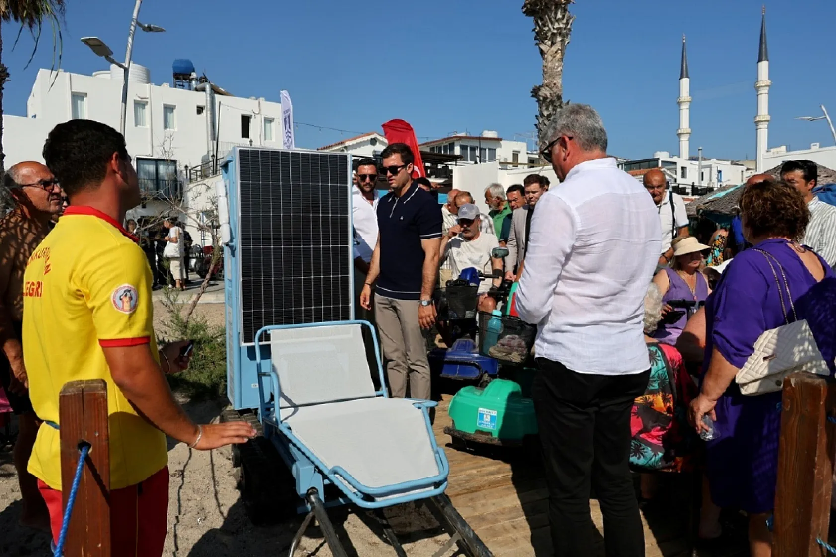 Turgutreis halk plajına raylı sistem kuruldu