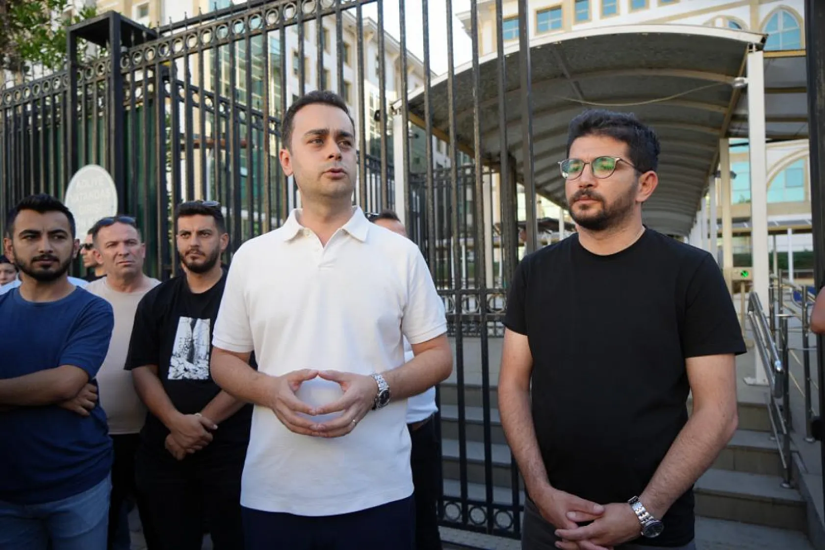 Antalya Büyükşehir Belediye Başkanı Böcek tutuklandı