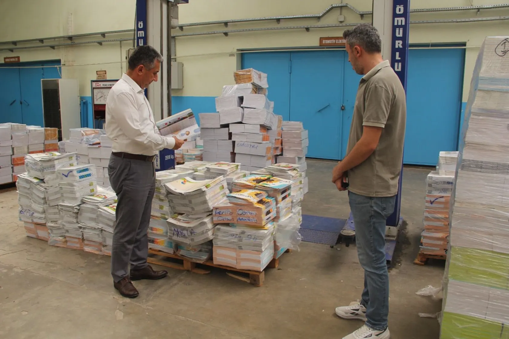 Muğla'da 262 bin 27 ücretsiz ders kitabı okullardaki yerlerini almak üzere yola çıktı