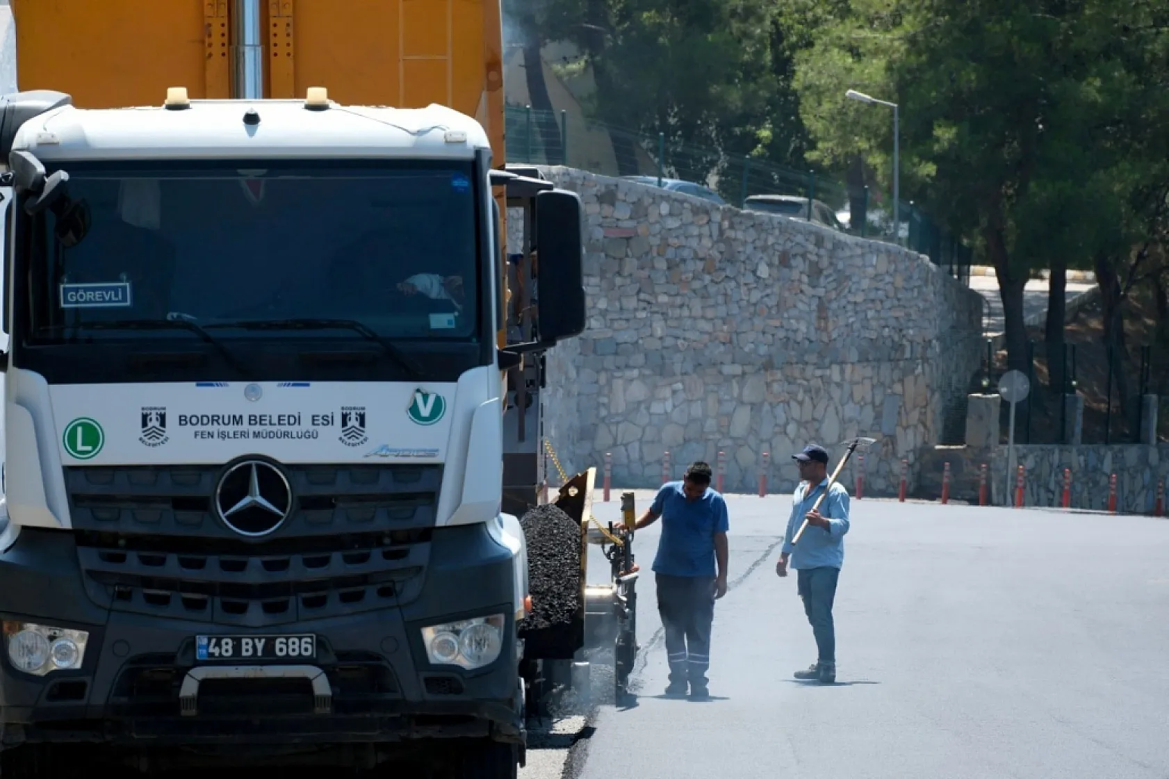 Bodrum'da yol bakım, onarım ve yenileme çalışmaları devam ediyor