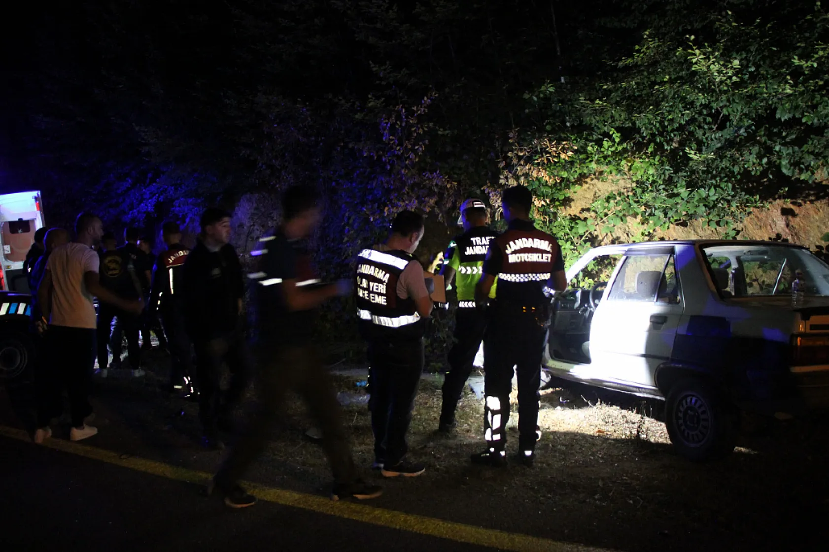 Otomobil ile motosiklet çarpıştı: 1 ölü, 1 yaralı