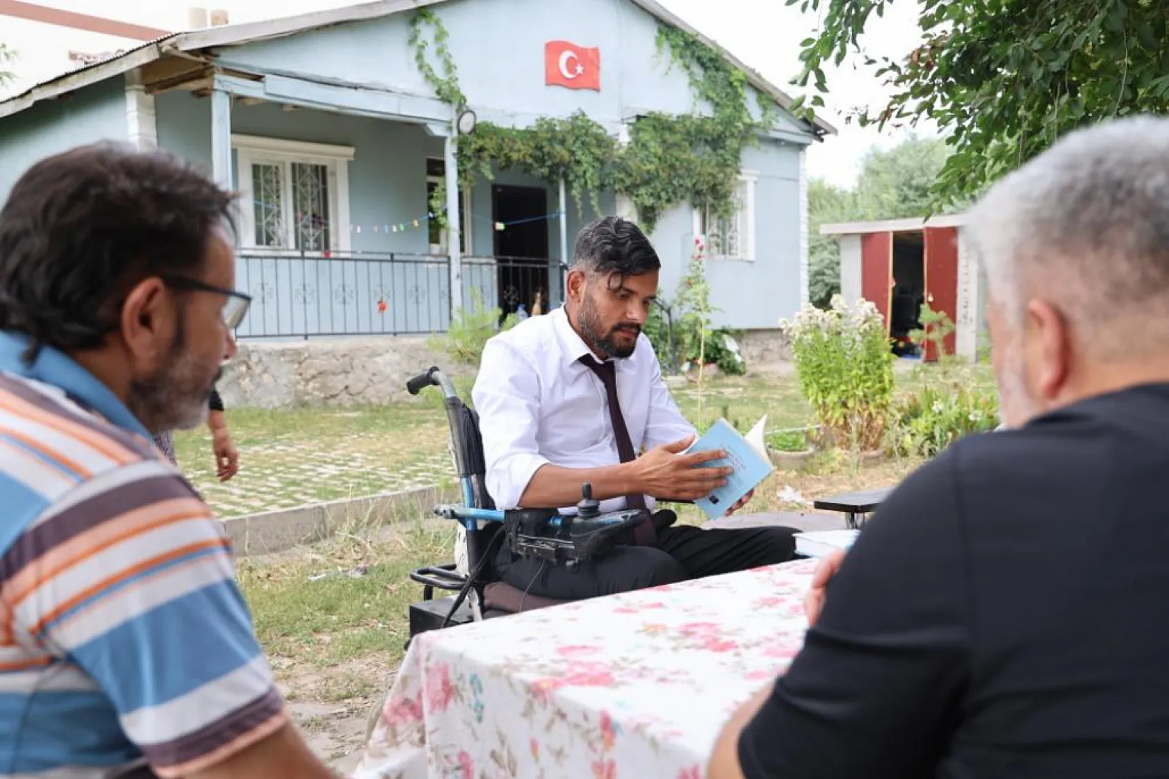 Selası okundu, öldü sanıldı ama şiirleriyle hayata tutundu