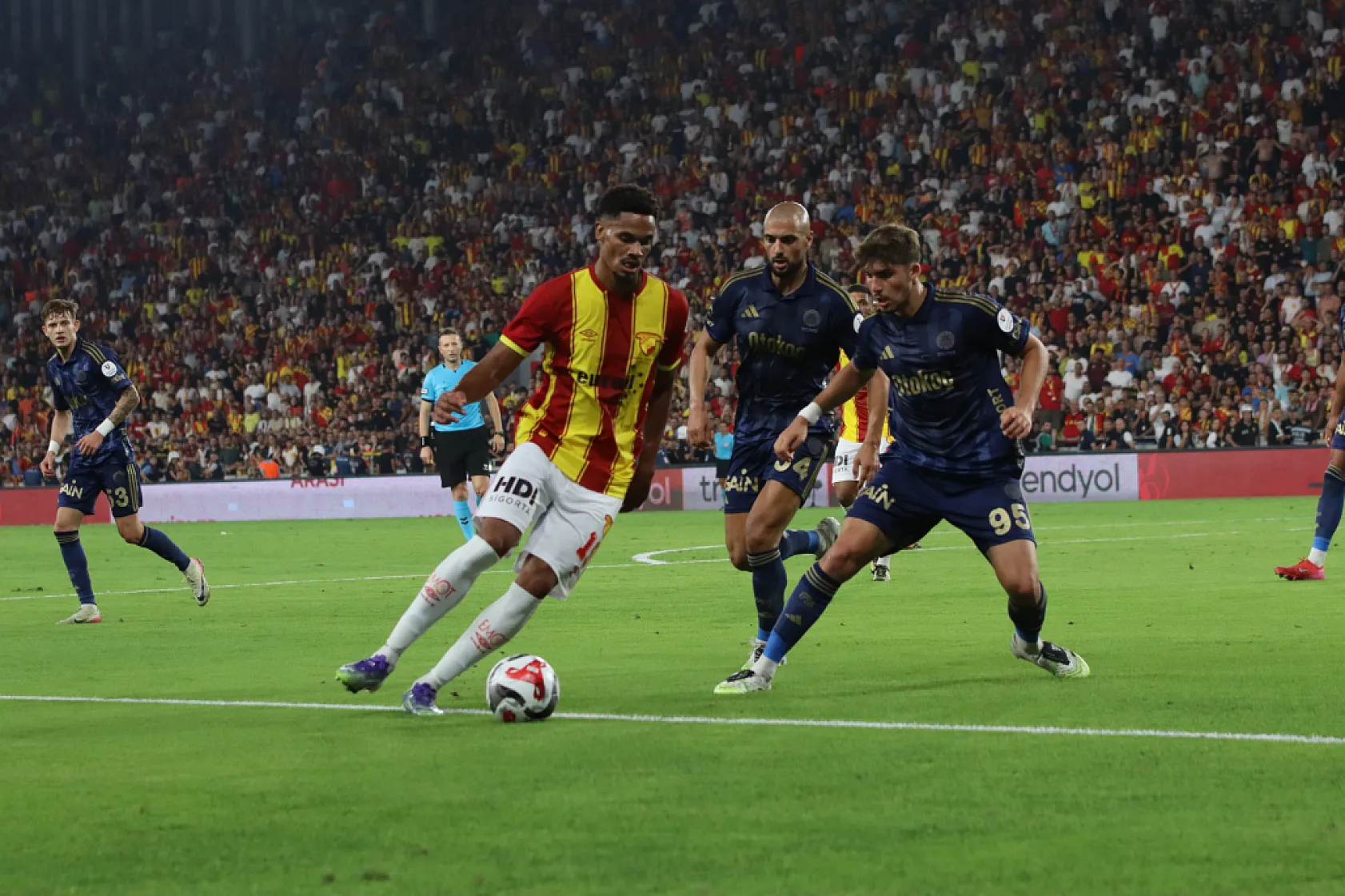 Trendyol Süper Lig: Göztepe: 0 - Fenerbahçe: 0