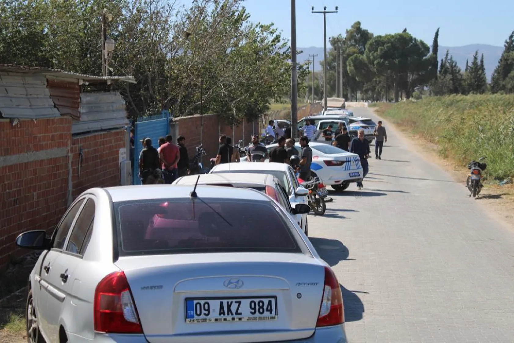 Süt toplama kamyonunun altında kalan çocuk hayatını kaybetti