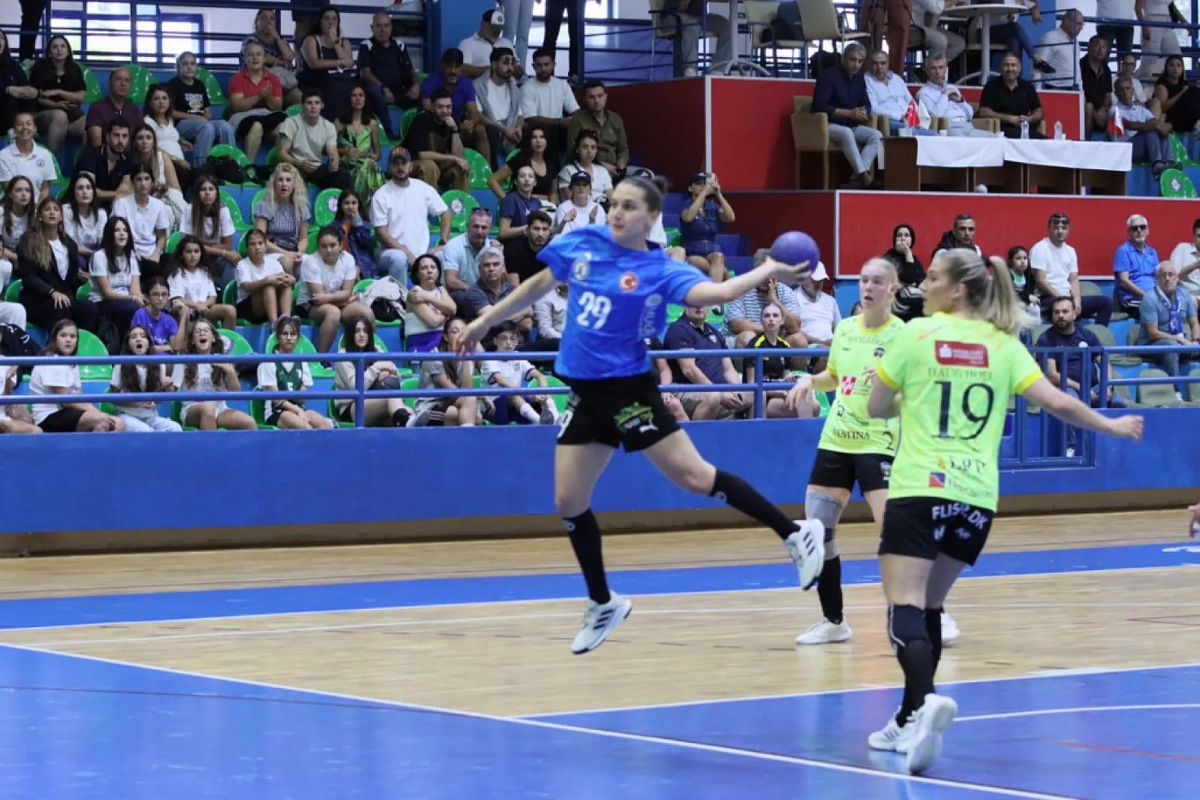 Yalıkavakspor, Avrupa'ya galibiyetle başladı