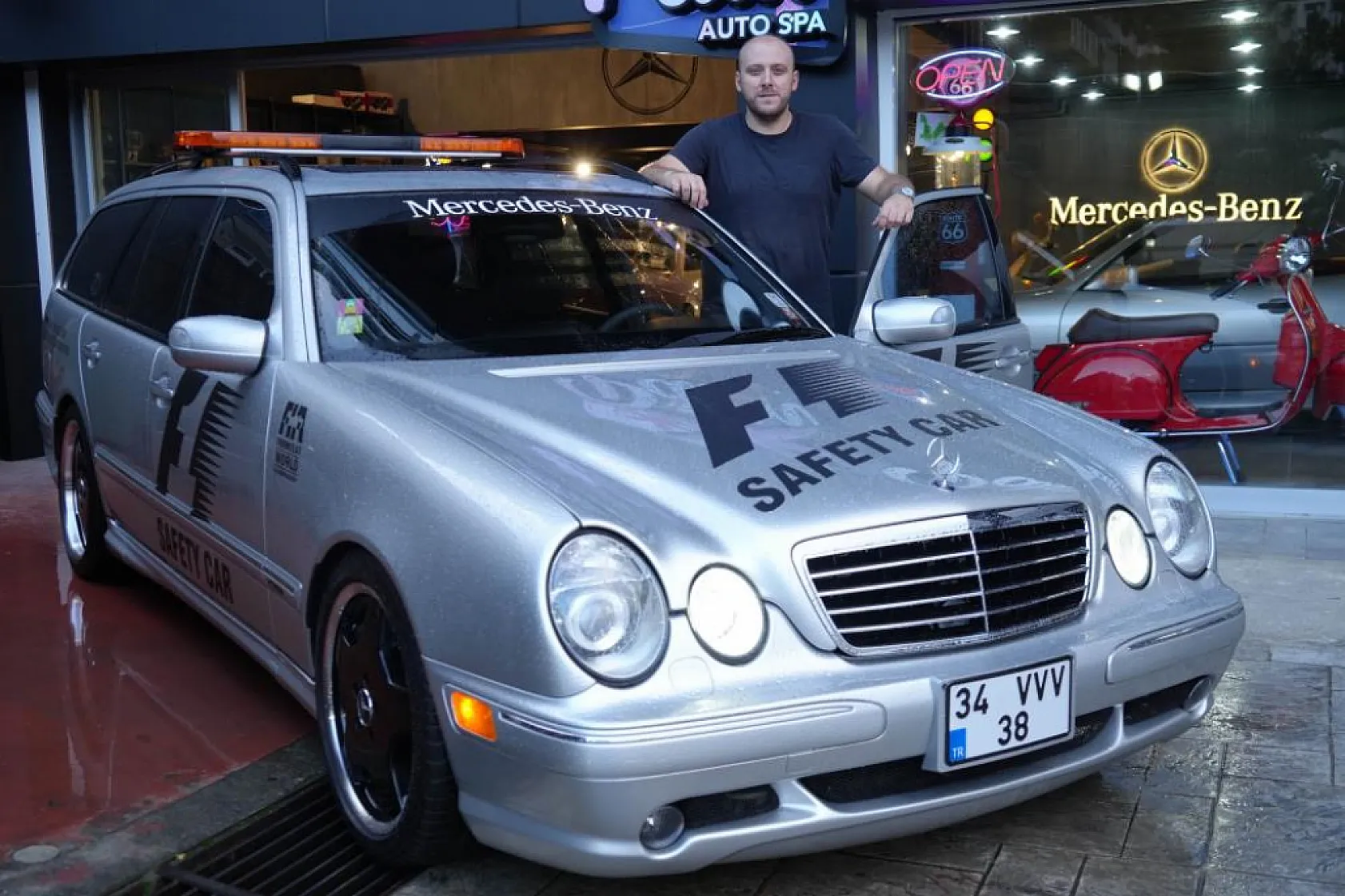 Bu otomobil koleksiyonu, zenginlerin bile rüyalarına giriyor