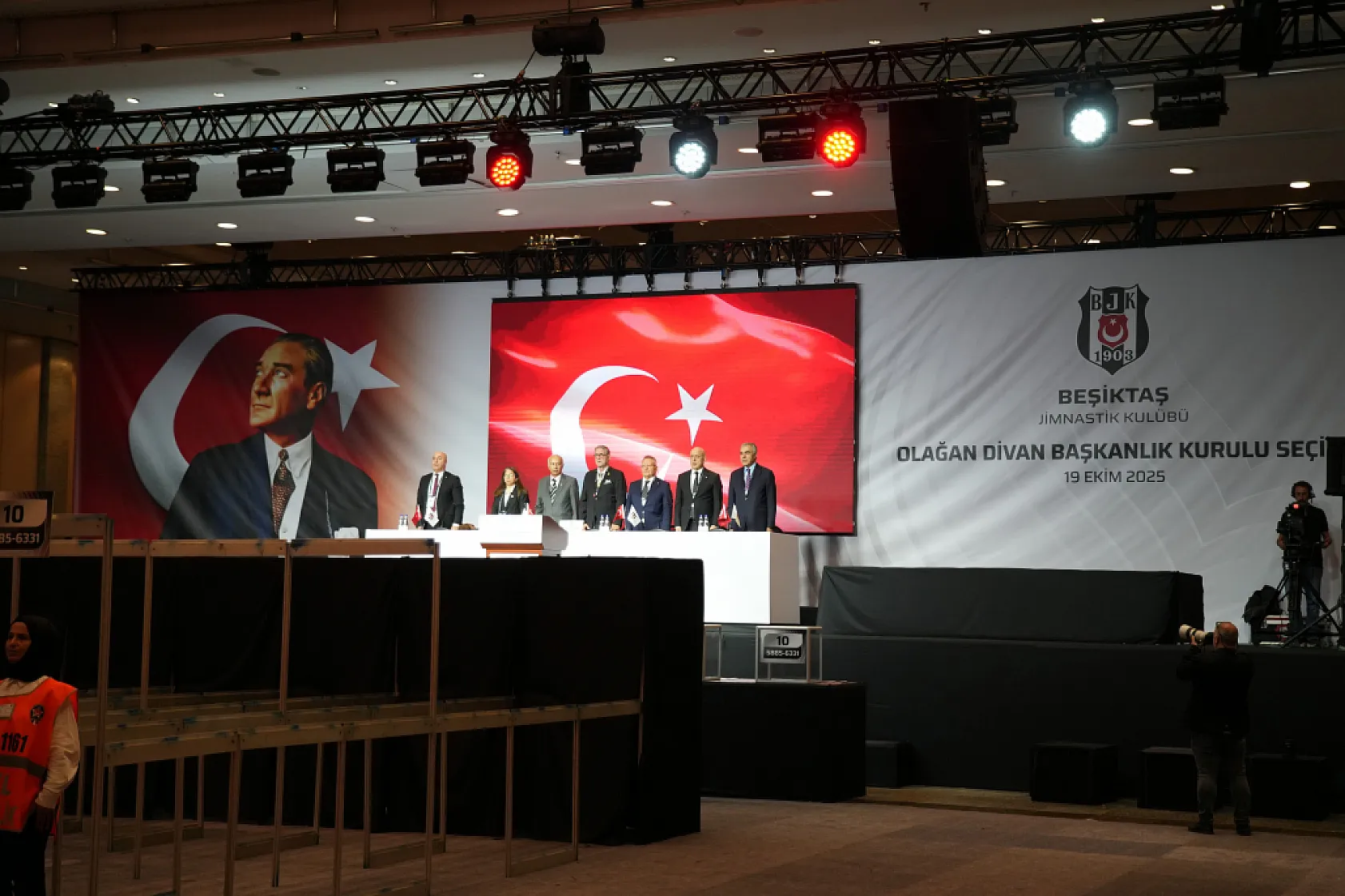Beşiktaş'ta olağan divan kurulu başkanlık seçimi başladı