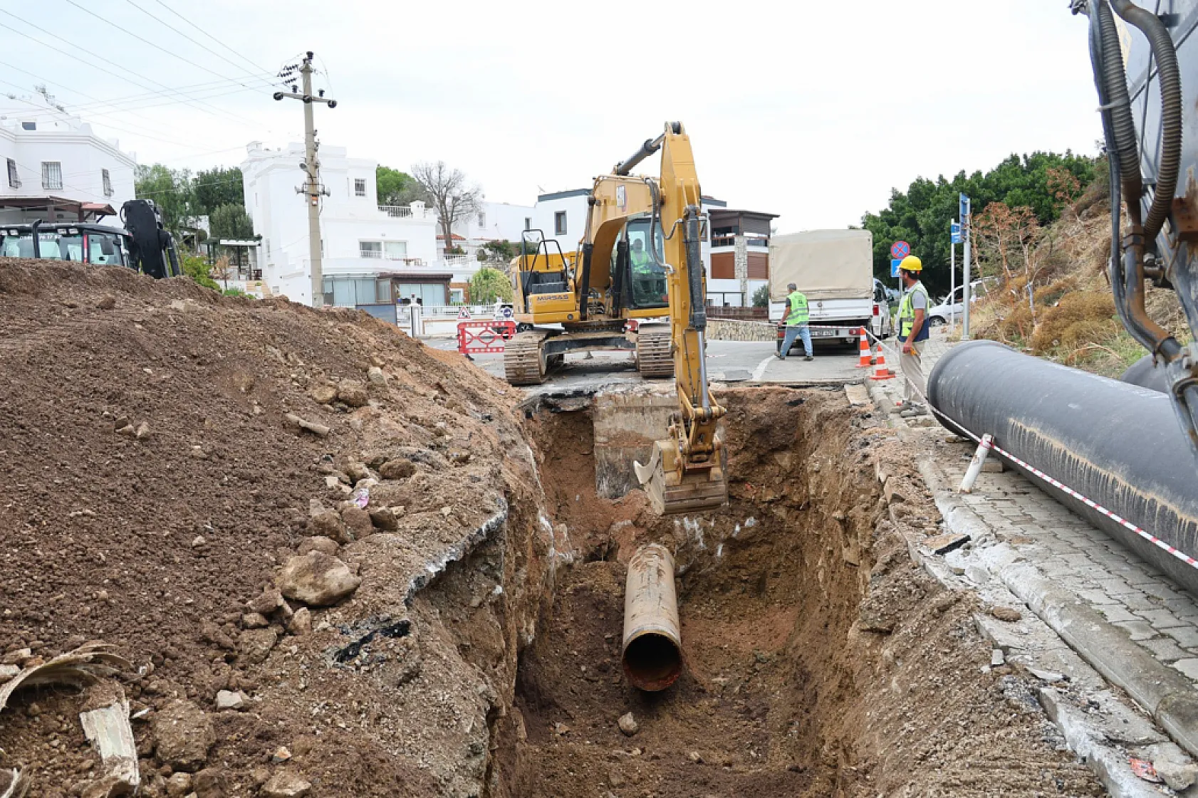 Bodrum Bergamut caddesinde yılların sorunu 3 günde çözüldü