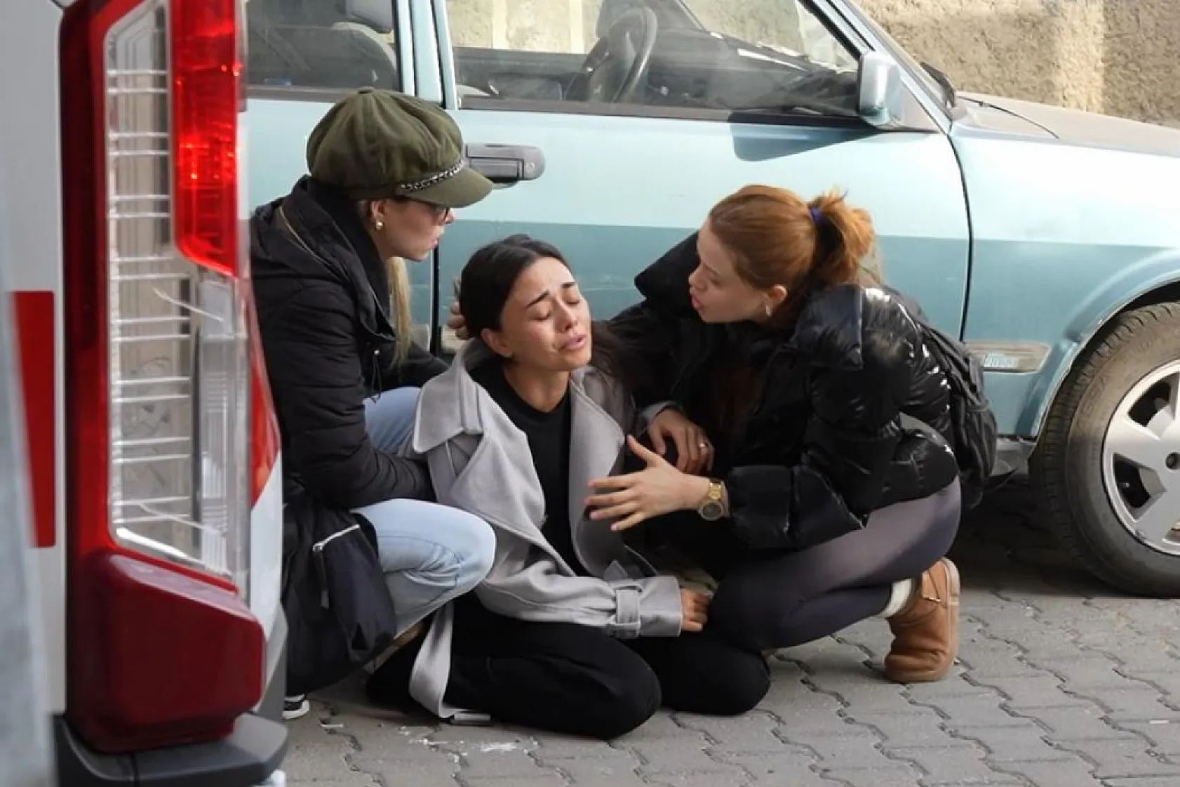 Avukatlık bürosunda kayınpeder dehşeti: Gelinin kız kardeşini öldürdü, gelinini ağır yaraladı