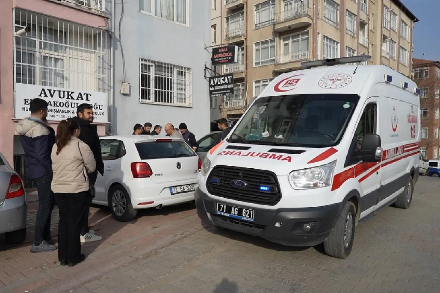 Avukatlık bürosunda kayınpeder dehşeti: Gelinin kız kardeşini öldürdü, gelinini ağır yaraladı