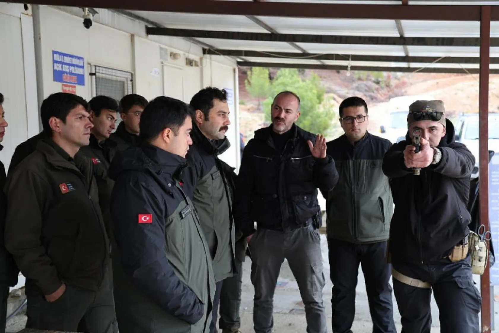 Muğla Orman Bölge Müdürlüğü personeline silah eğitimi