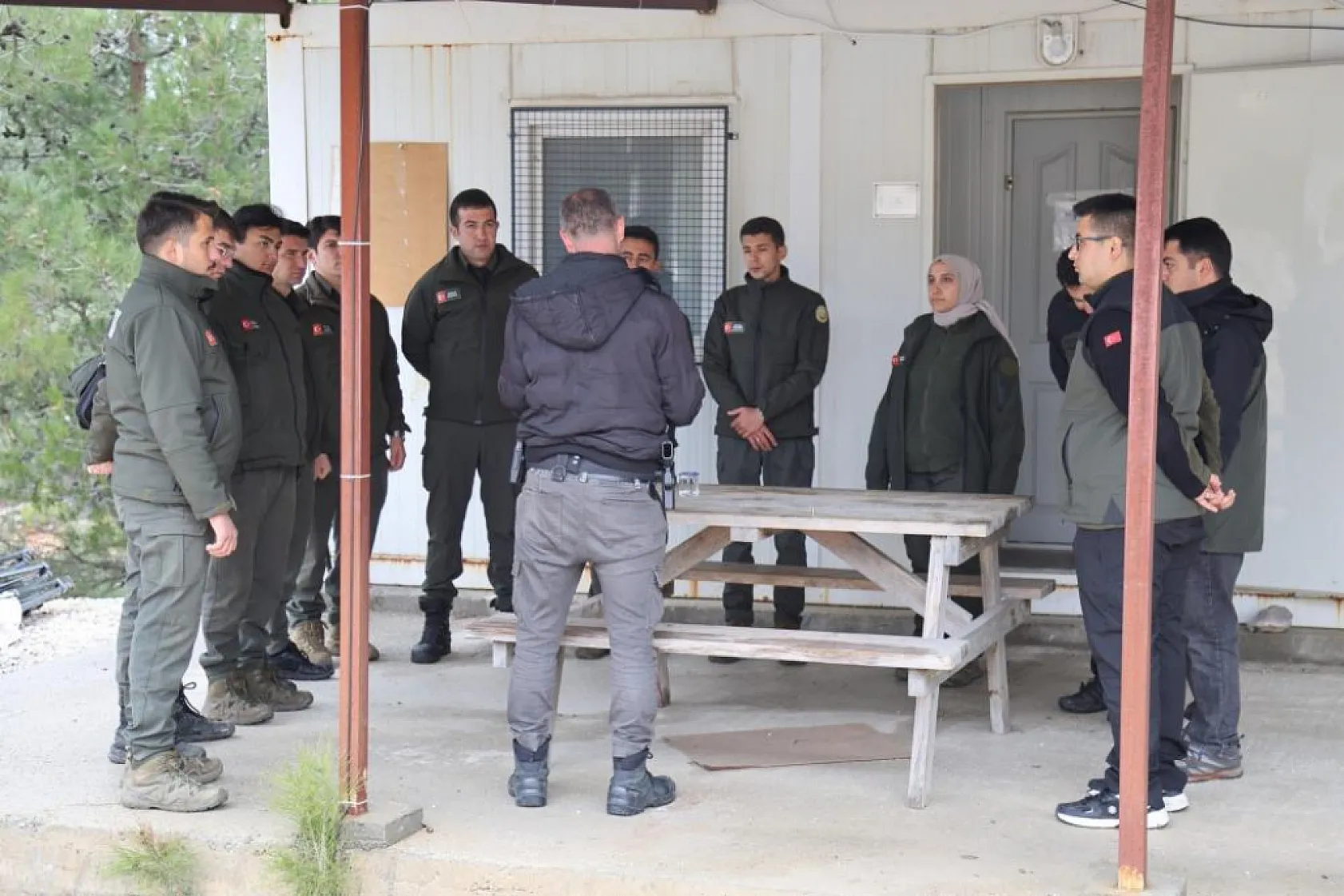 Muğla Orman Bölge Müdürlüğü personeline silah eğitimi
