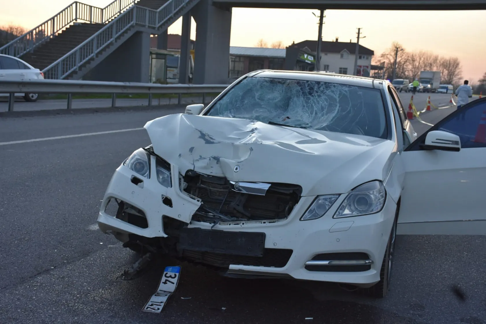 Feci kaza: Otomobilin çarptığı bir kişi hayatını kaybetti