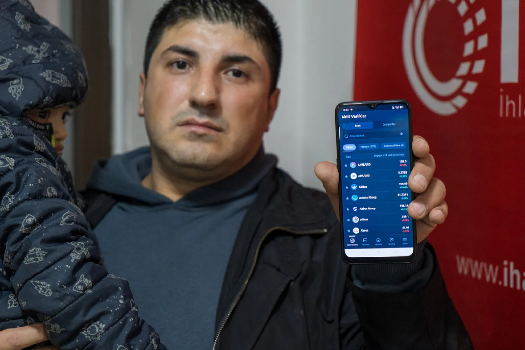 Yapay zekayla kandırdıkları adamı 98 bin TL dolandırdılar