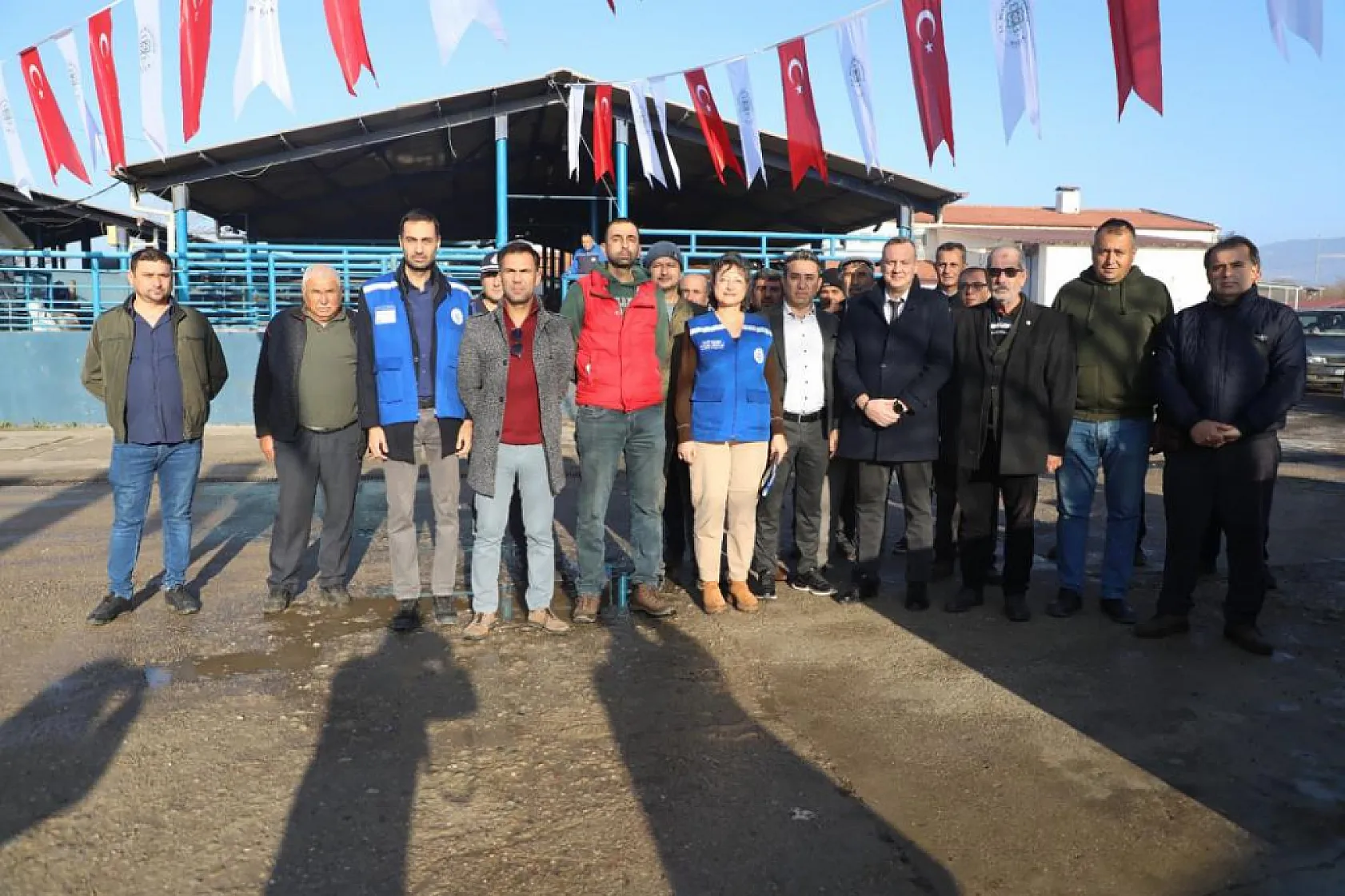 Muğla Büyükşehir Belediyesinden hayvan üreticilerine 'Tuz Taşı'