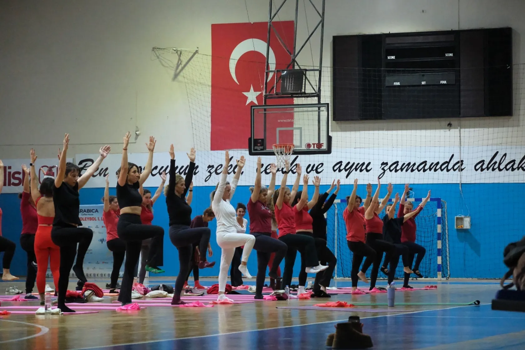 Bodrum'da 2025 plates ile uğurlandı