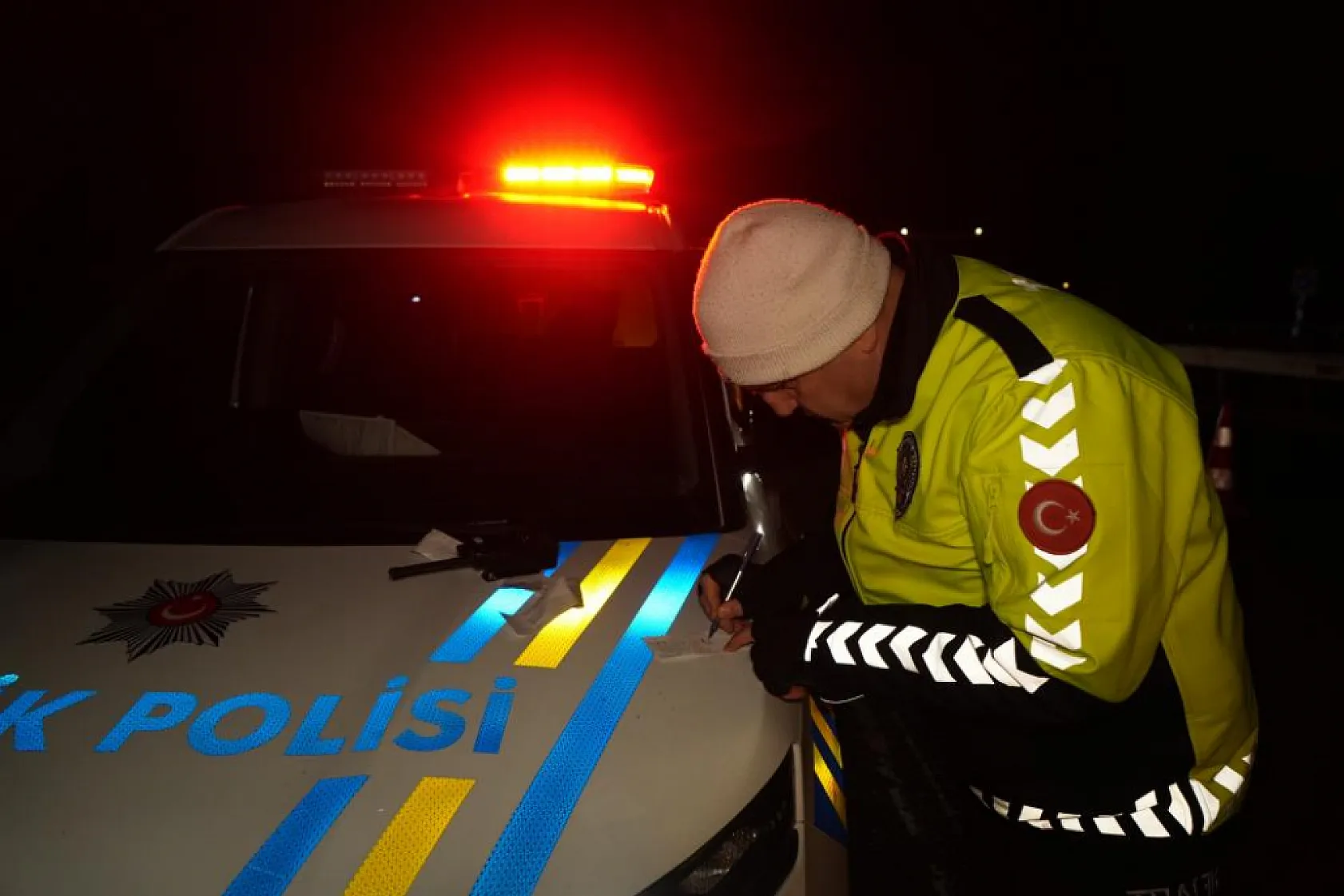 Sürücü olduğunu iddia etti ama polis ikna olmadı: Kan izleri gerçeği ortaya çıkardı