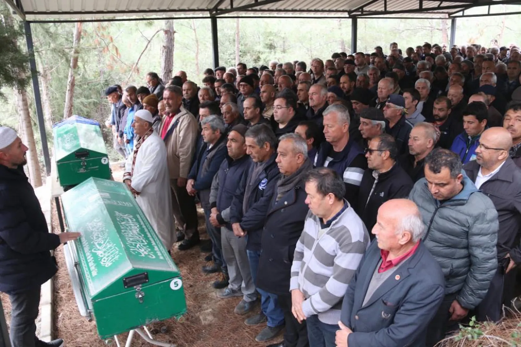 Fethiye'de Kazada Hayatını Kaybeden Babaanne ve Torunu Toprağa Verildi