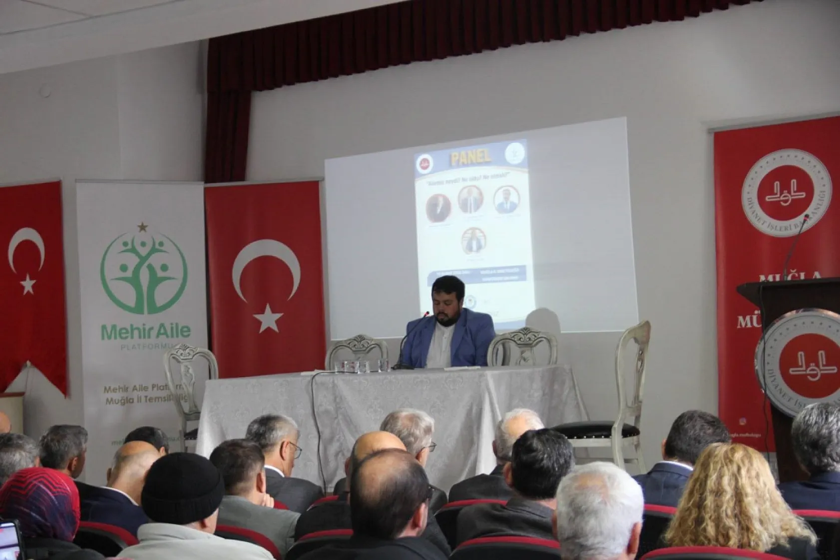 Muğla'da aile kurumu masaya yatırıldı
