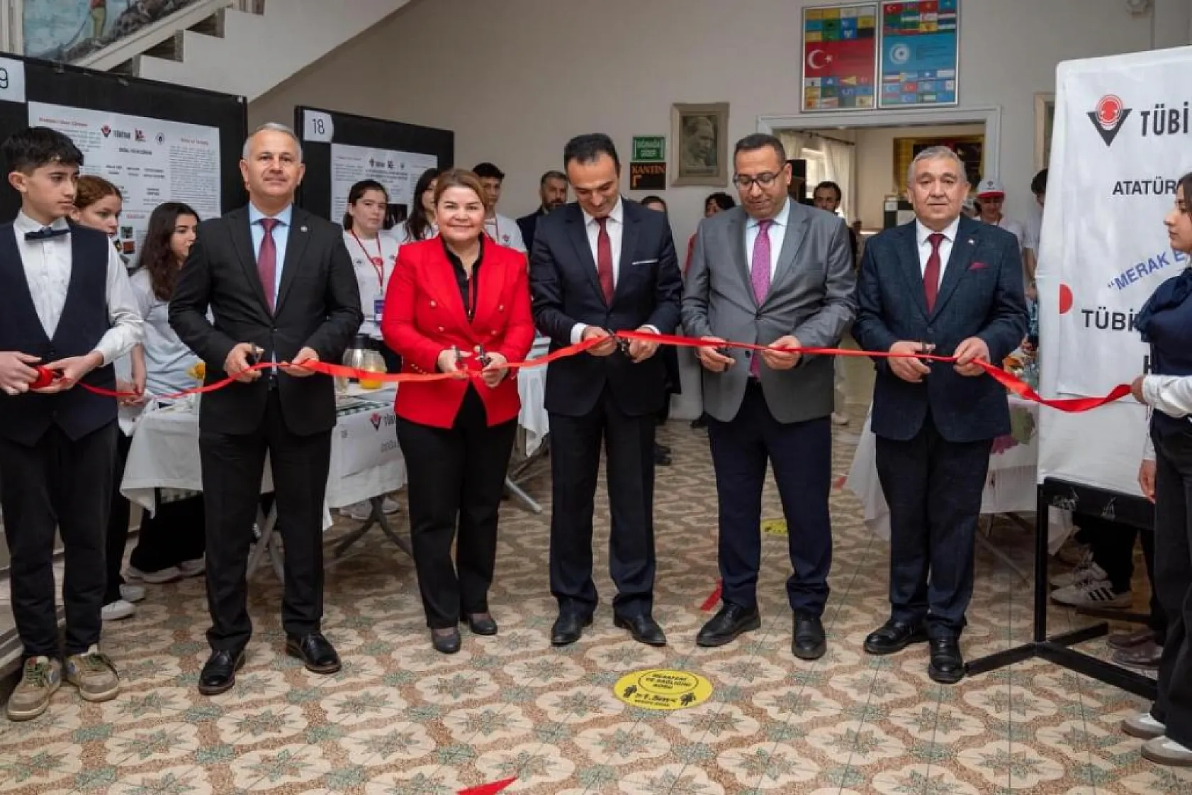 Menteşe Atatürk Turizm MTAL'de bilim rüzgarı