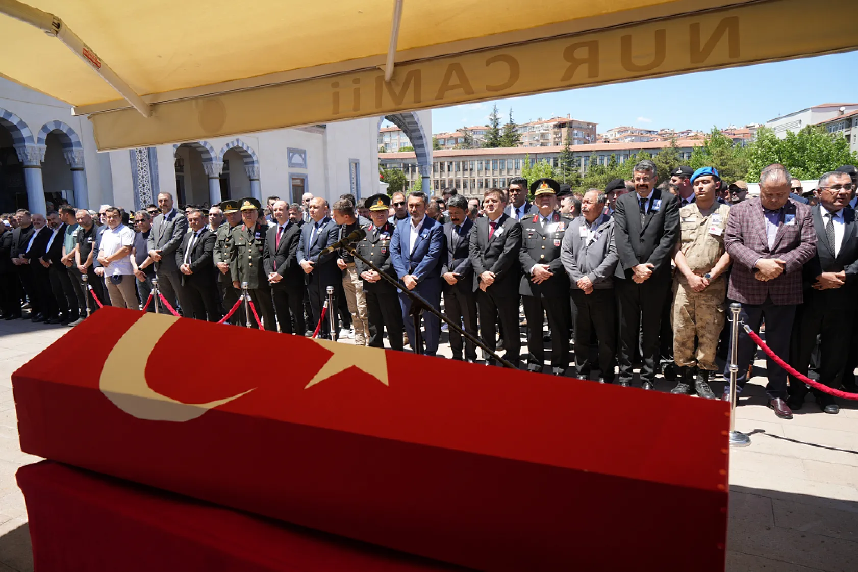 Şehit babasının gururlu duruşu: 'Ben de şehit babası oldum'