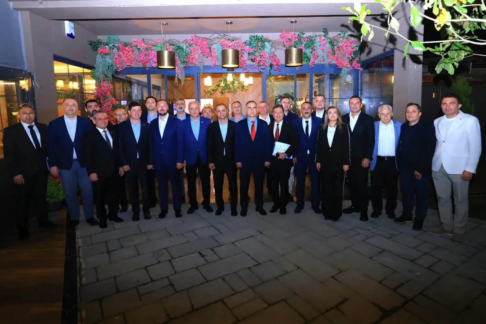 Muğlaspor'da yeni sezon planlaması ve hedefler masaya yatırıldı