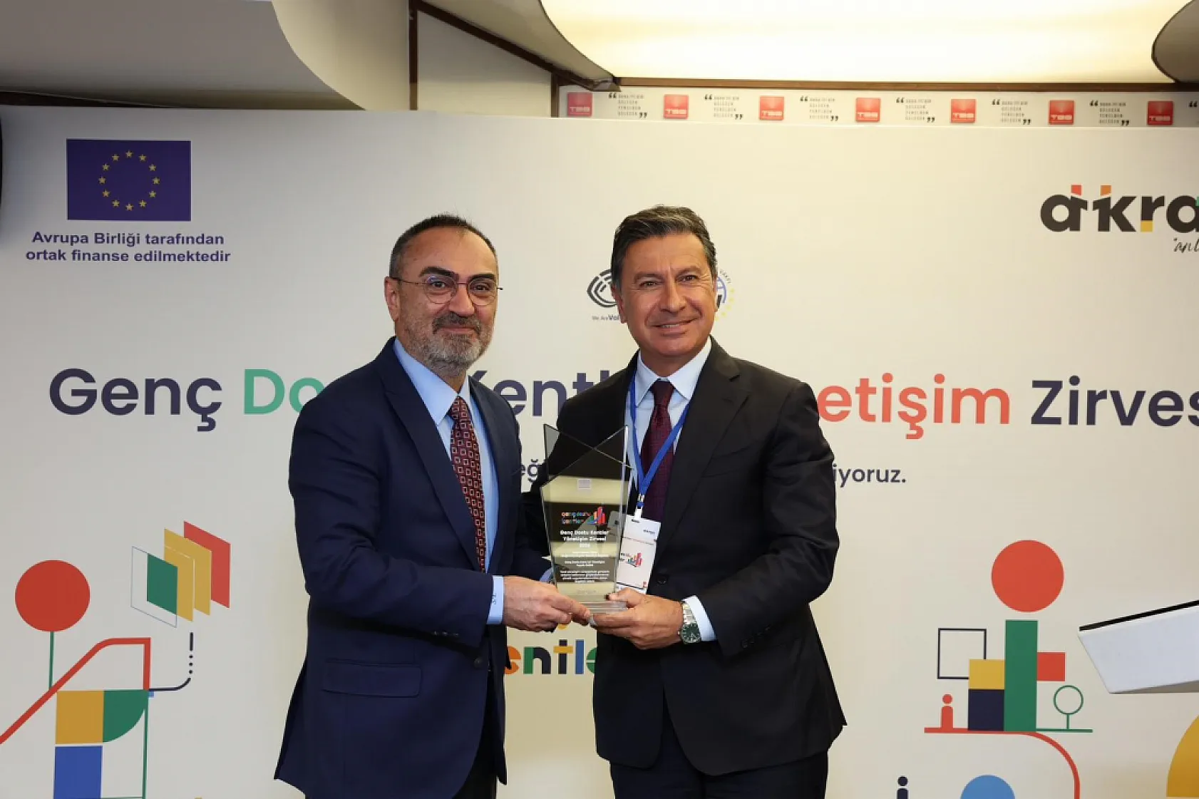 Gençlerin Kenti Muğla'ya Türkiye Belediyeler Birliği'nden ödül