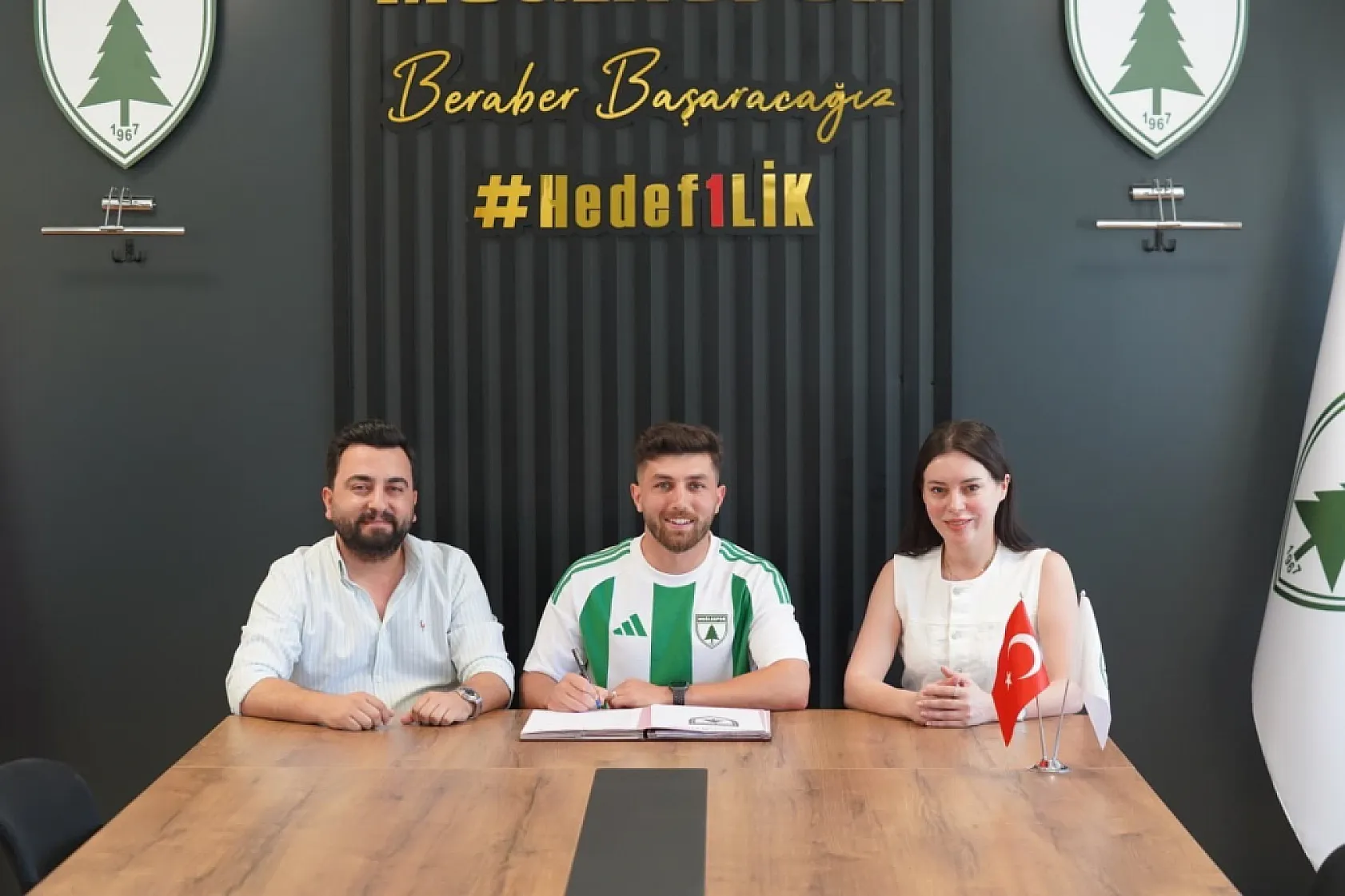 Muğlaspor, orta saha oyuncusu Selim Dilli'yi kadrosuna kattı